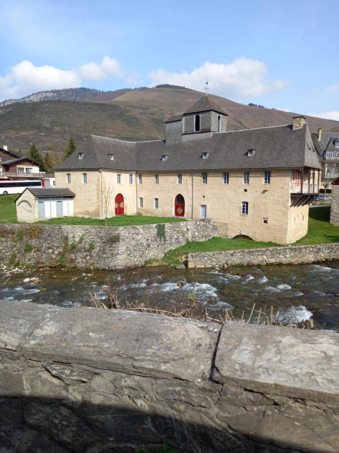 Appartement 2 A 4 Personnes Le Pyreneen A Arreau Carrefour Des Activites De Montagne Exterior foto